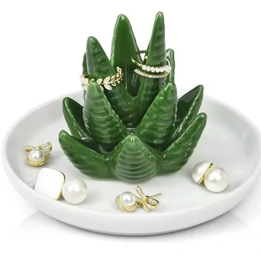 Cactus Ring Holder